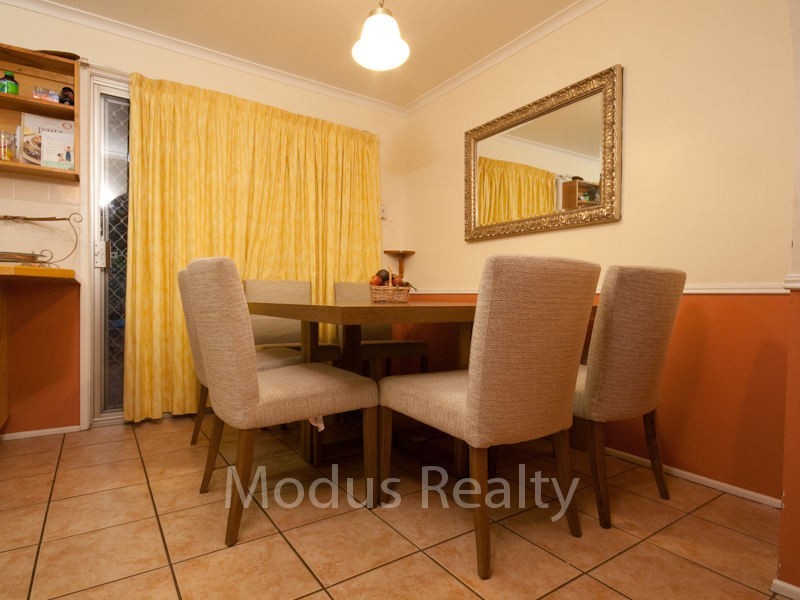 18 Eskdale Street, Holmview QLD 4207