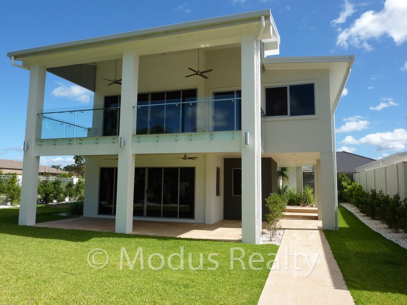 2 Dannenberg Street, Carseldine QLD 4034