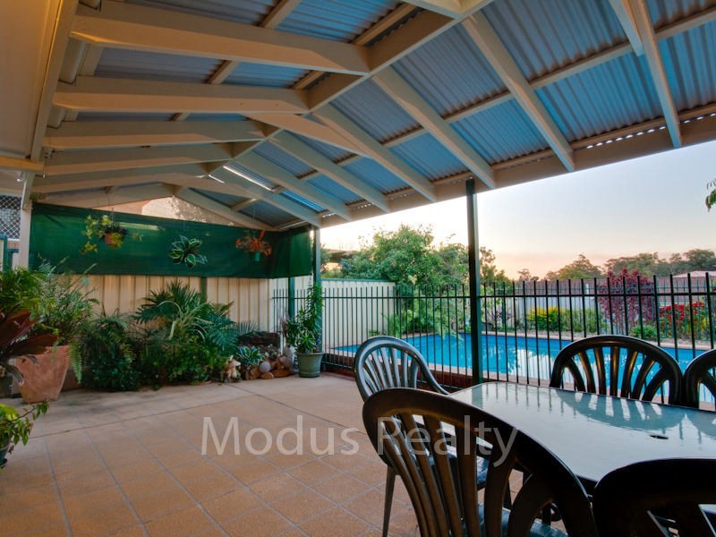 6 Belinda Crescent, Springwood QLD 4127