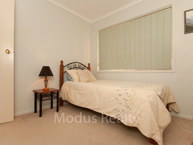 6 Belinda Crescent, Springwood QLD 4127