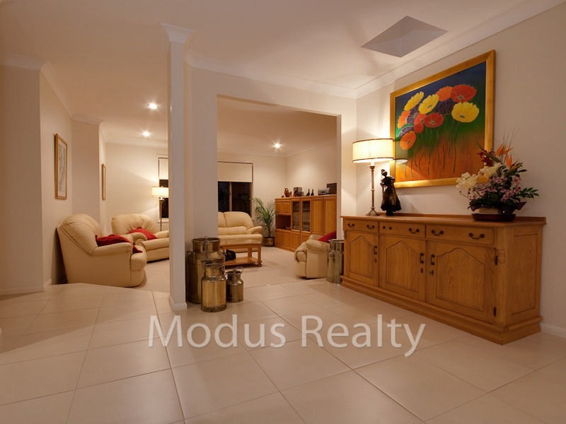 7 Evette Close, Rochedale South QLD 4123