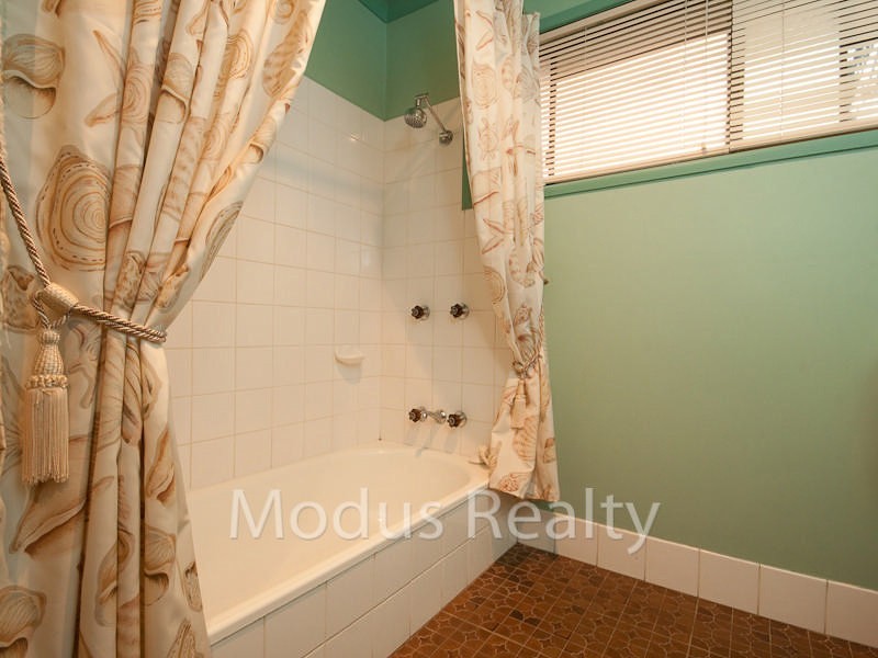 15 Mayda Street, Shailer Park QLD 4128