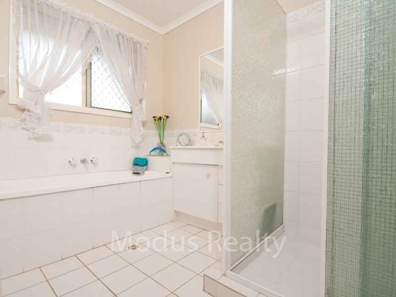 17 Jan Court, Bethania QLD 4205