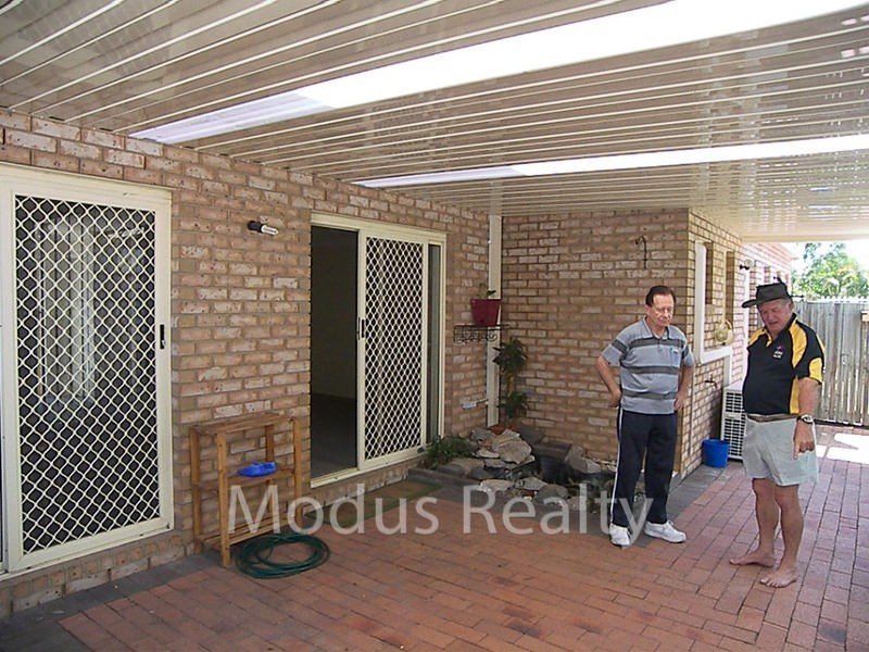 2/104 Ewing Road, Woodridge QLD 4114