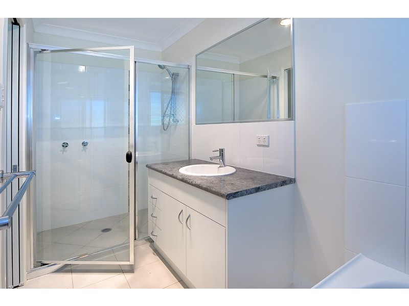 13B Robert Street, Loganlea QLD 4131