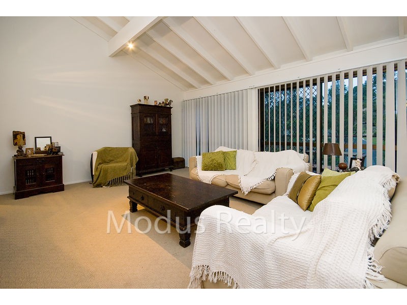 26 Narcamus Cr, Shailer Park QLD 4128