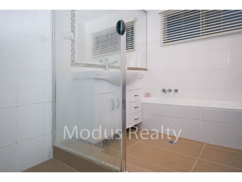 26 Narcamus Cr, Shailer Park QLD 4128