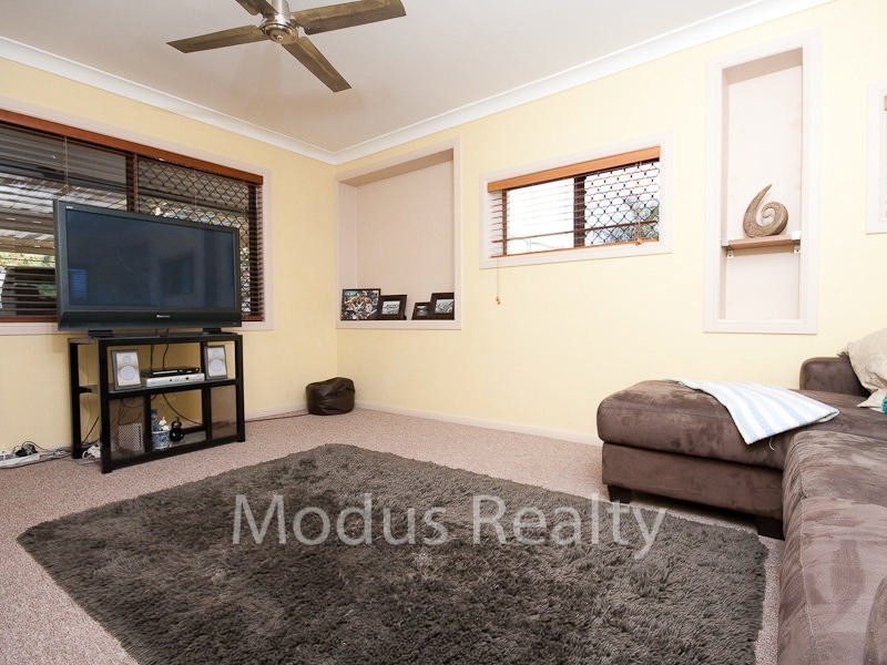 20 Westmoreland Boulevard, Springwood QLD 4127