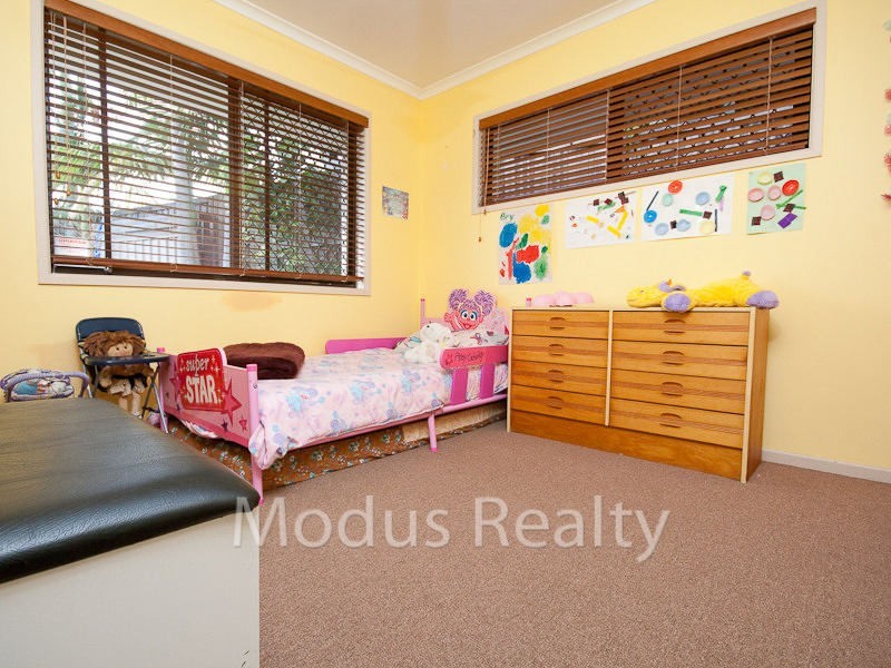 20 Westmoreland Boulevard, Springwood QLD 4127