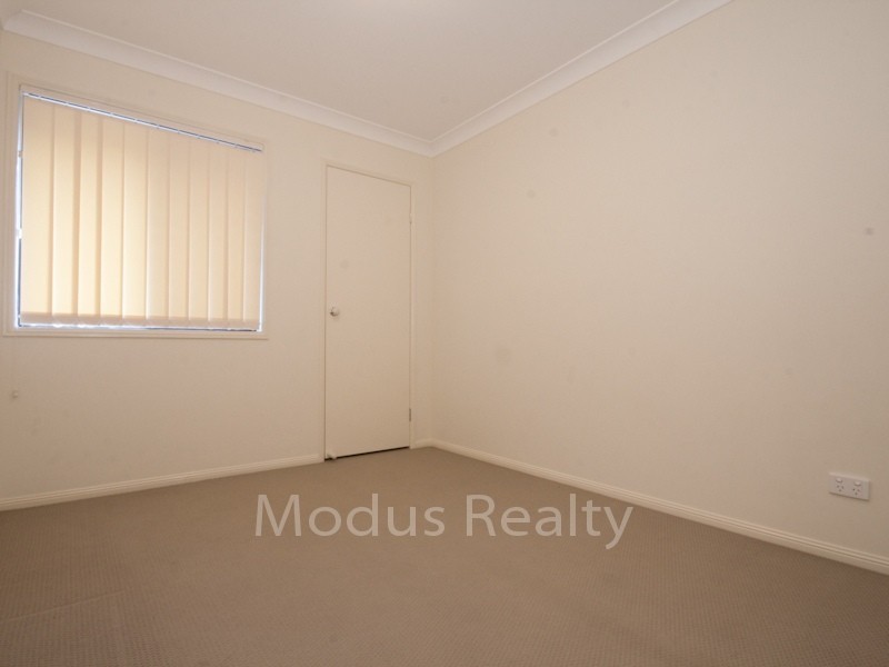 8 Broadway Avenue, Marsden QLD 4132