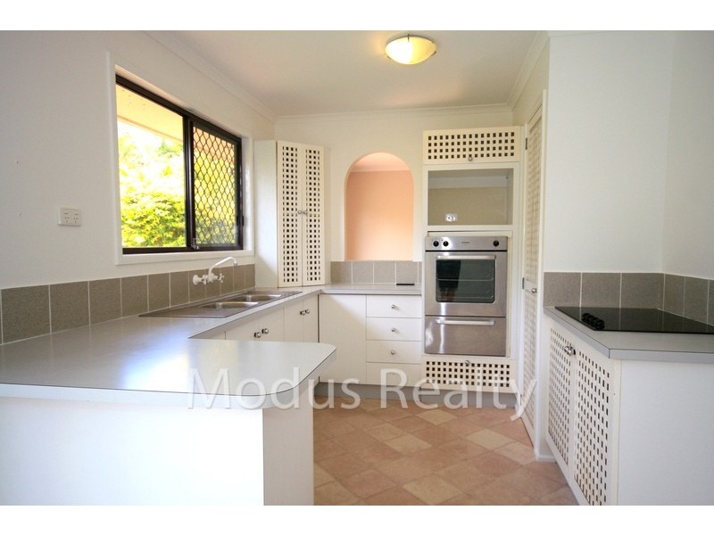 17 Voltaire Street, Shailer Park QLD 4128