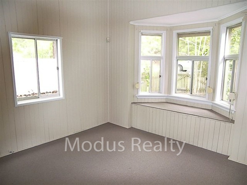 24 Collins Street, Kingston QLD 4114