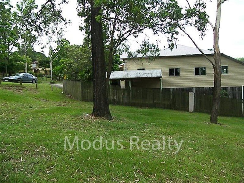 24 Collins Street, Kingston QLD 4114