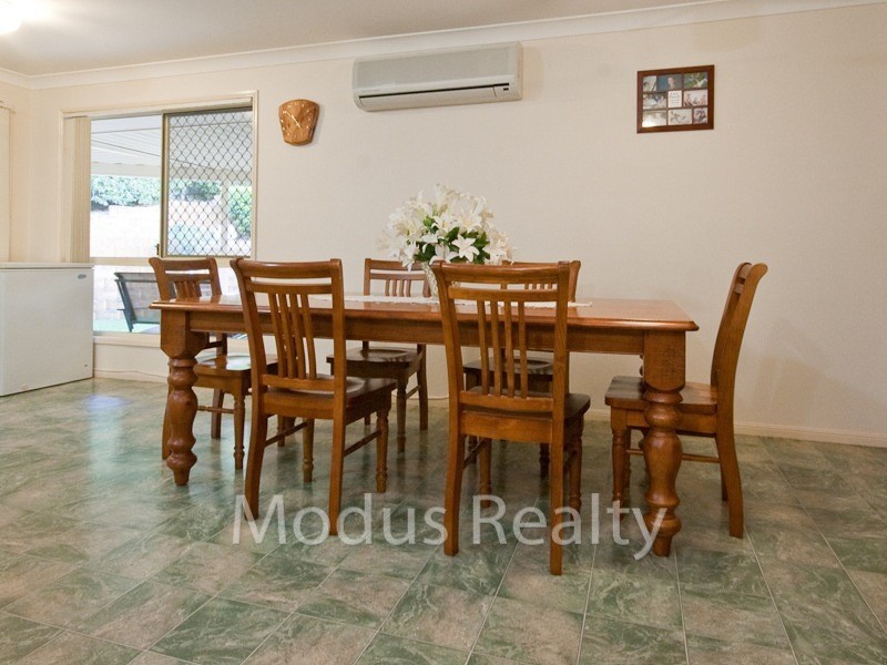 51 Kummara Road, Edens Landing QLD 4207