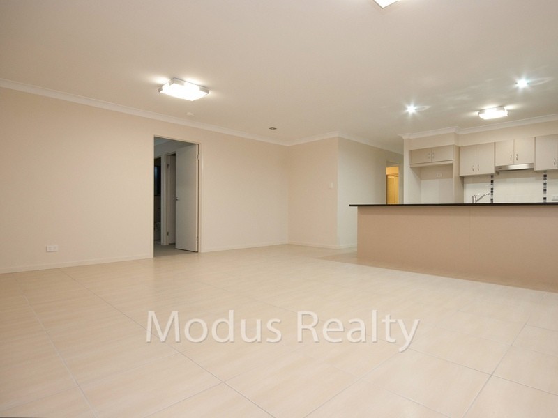 20 Kenilworth Crescent, Waterford QLD 4133