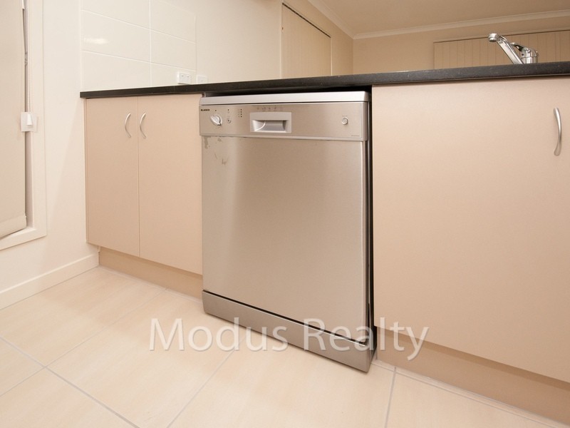 20 Kenilworth Crescent, Waterford QLD 4133