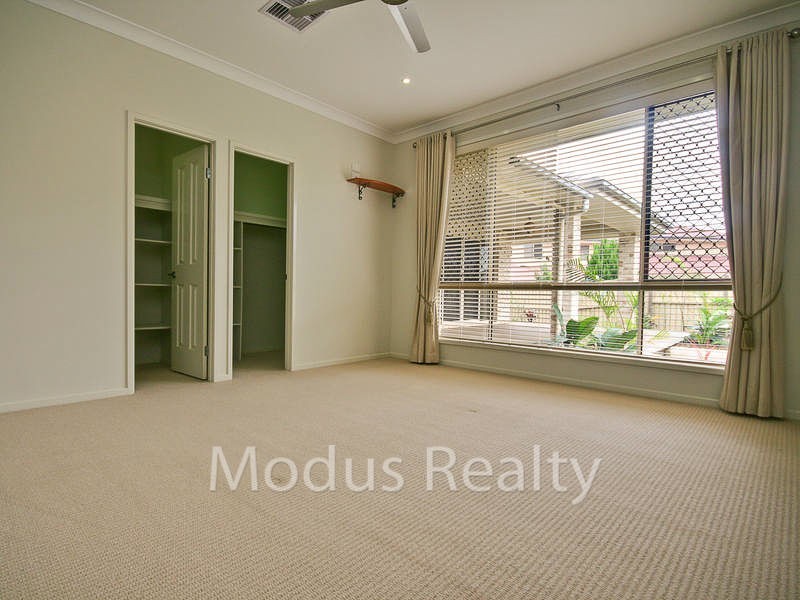 27 Riverside Terrace, Windaroo QLD 4207