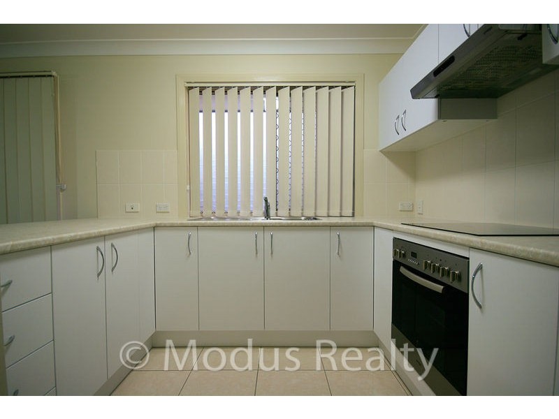 6 Benarkin Close, Waterford QLD 4133