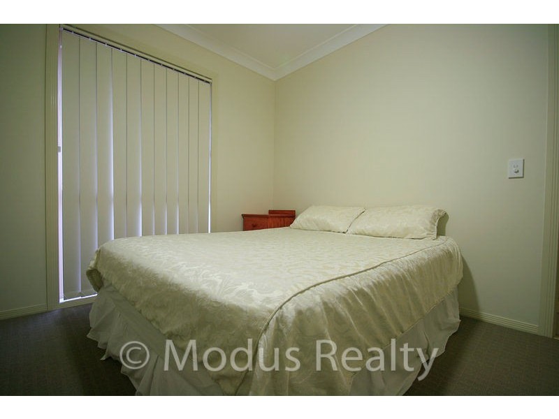 6 Benarkin Close, Waterford QLD 4133