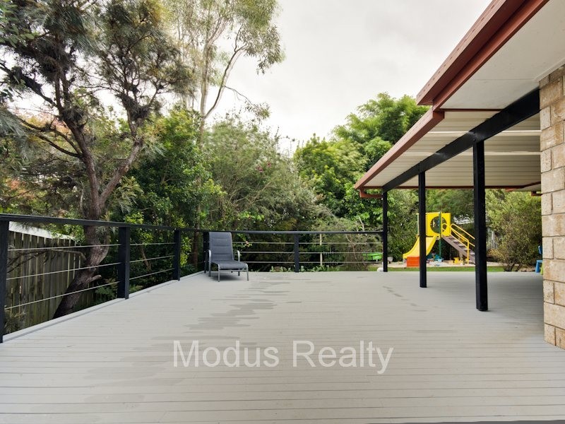 4 Sundar Crescent, Tanah Merah QLD 4128