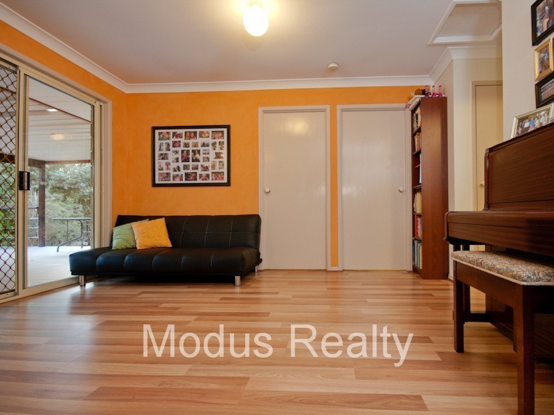 4 Sundar Crescent, Tanah Merah QLD 4128