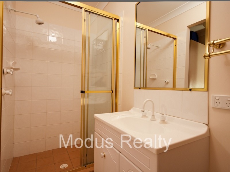 4 Sundar Crescent, Tanah Merah QLD 4128