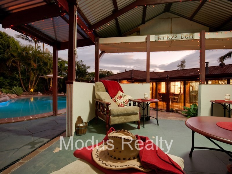 8 Vista Court, Capalaba QLD 4157