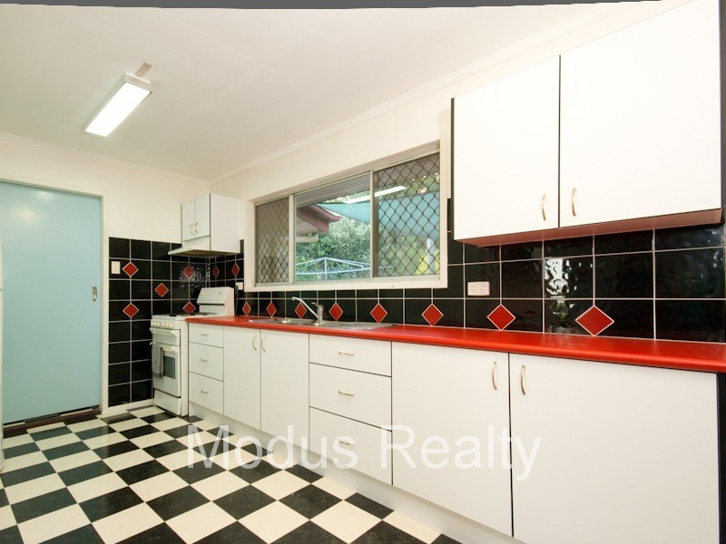52 George Street, Kingston QLD 4114