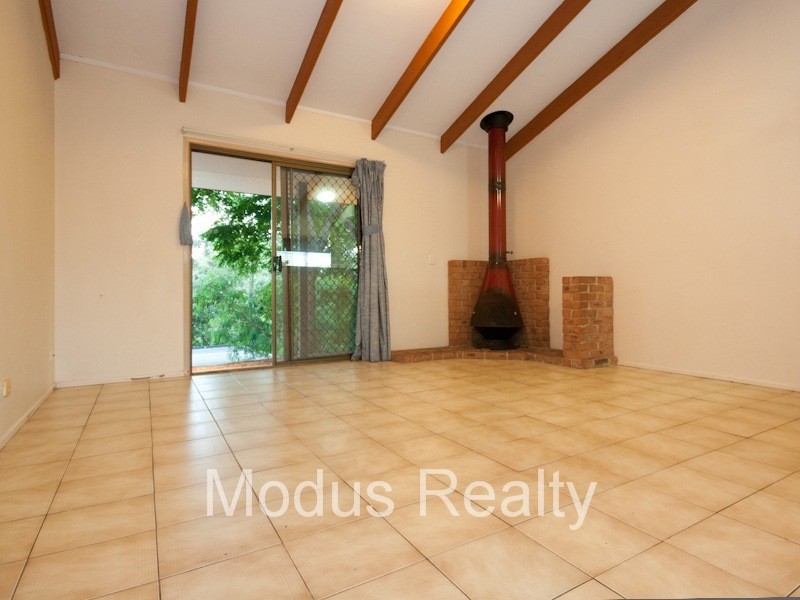 17 Tallagandra Road, Beenleigh QLD 4207