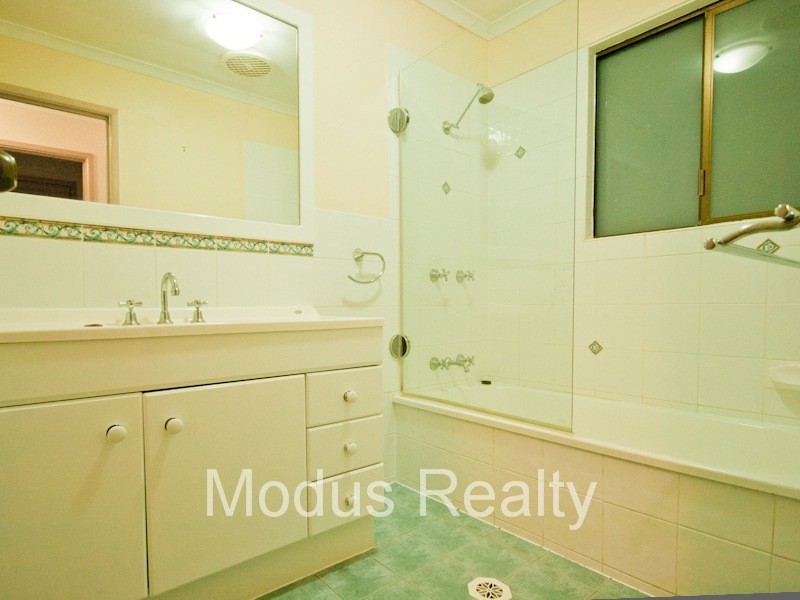 17 Tallagandra Road, Beenleigh QLD 4207