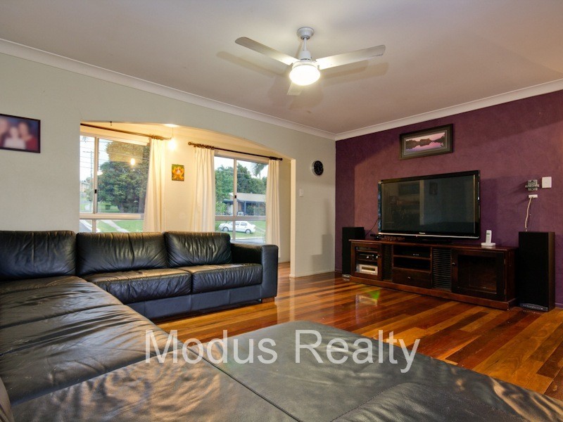28 Finfoot Street, Rochedale South QLD 4123