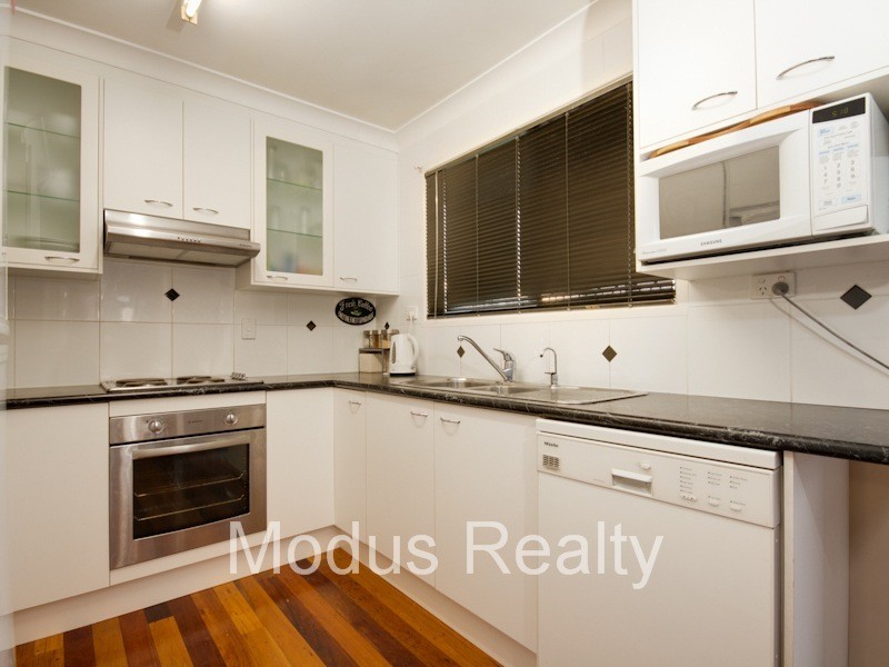 28 Finfoot Street, Rochedale South QLD 4123