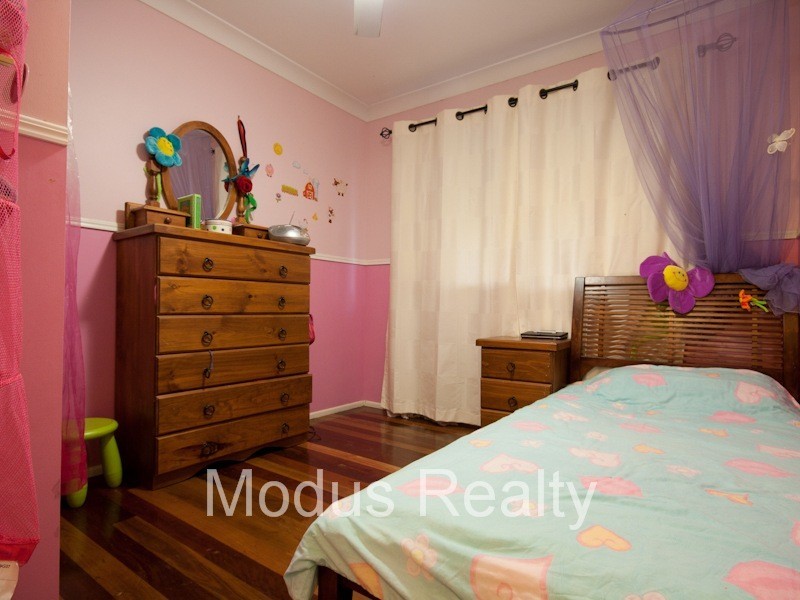 28 Finfoot Street, Rochedale South QLD 4123