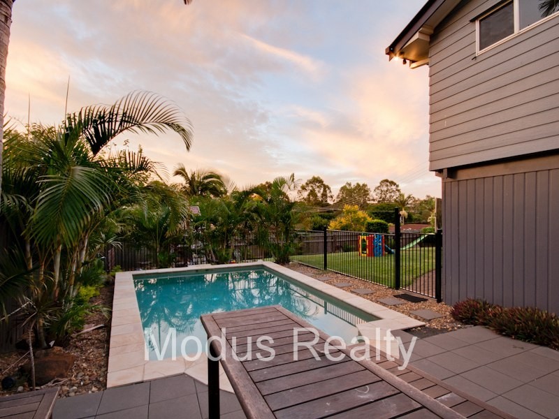 28 Finfoot Street, Rochedale South QLD 4123
