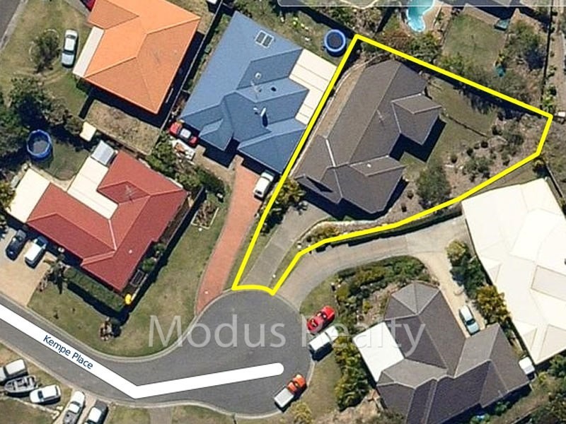 6 Kempe Place, Edens Landing QLD 4207