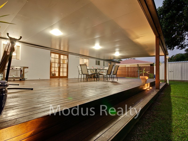 59 Brentwood Drive, Daisy Hill QLD 4127