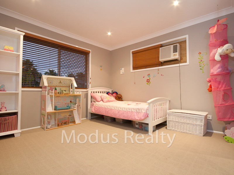 59 Brentwood Drive, Daisy Hill QLD 4127