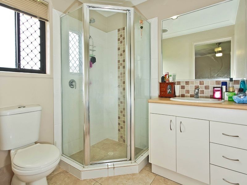 37 Ashmore Close, Marsden QLD 4132