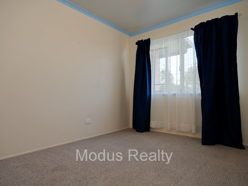 15 Karen Sreet, Woodridge QLD 4114