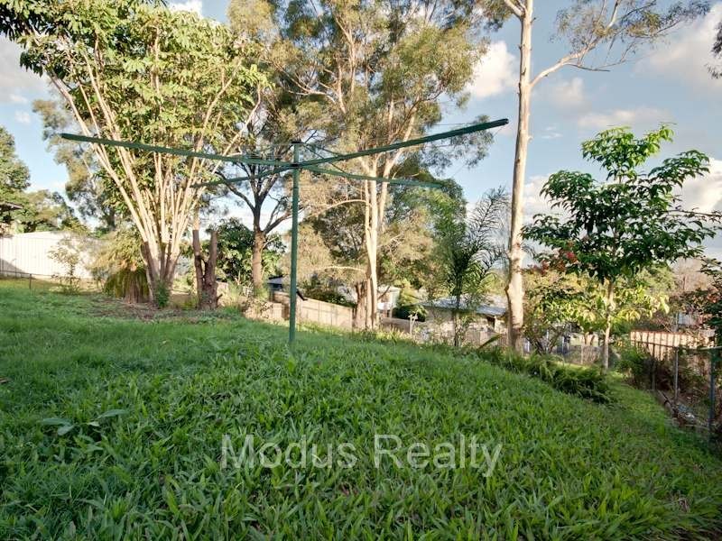 15 Karen Sreet, Woodridge QLD 4114