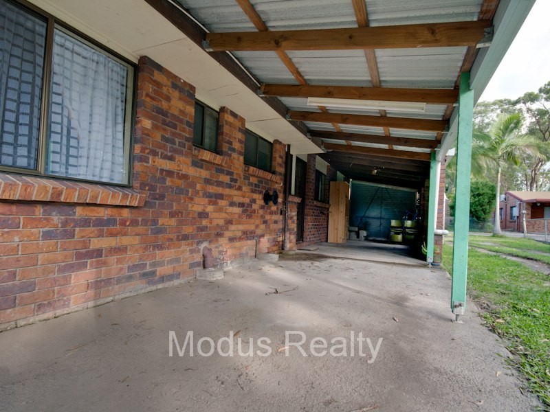 9 Canopus Court, Kingston QLD 4114