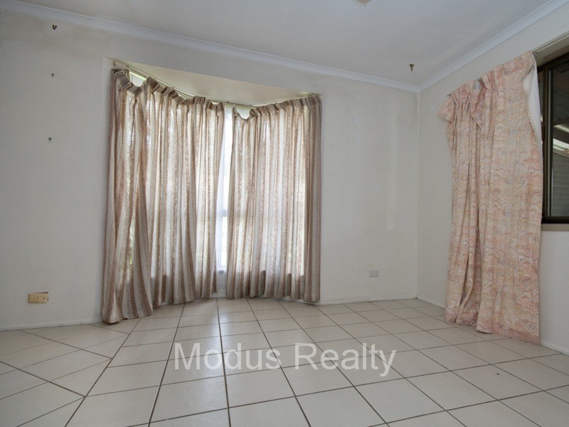 9 Canopus Court, Kingston QLD 4114