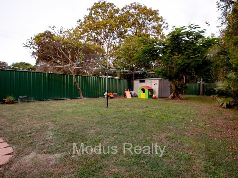 12 Myra Street, Kingston QLD 4114