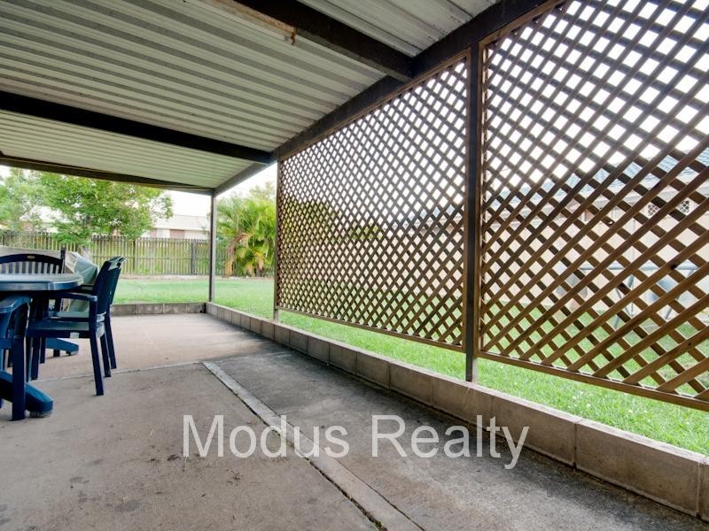 Edens Landing QLD 4207