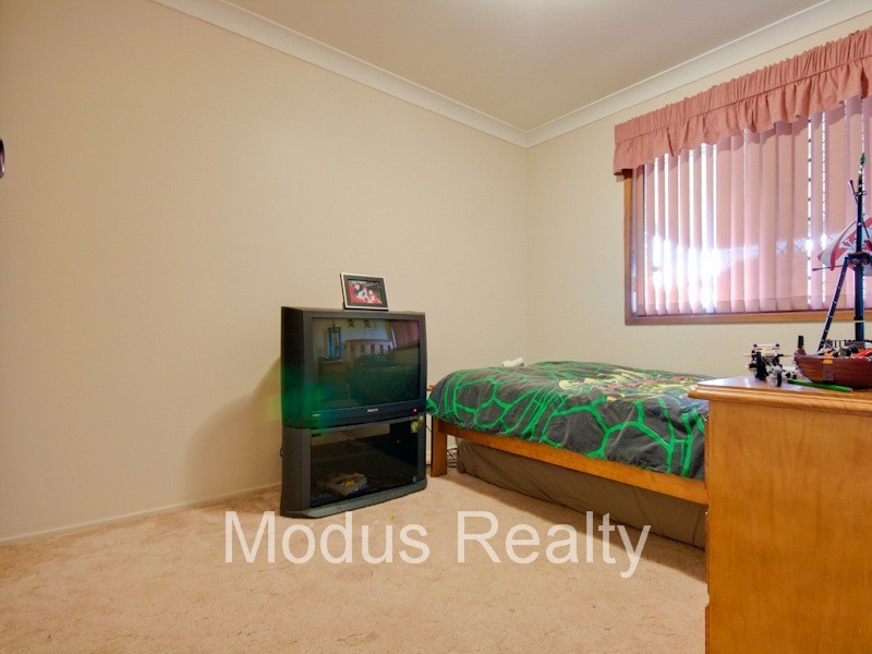 Edens Landing QLD 4207