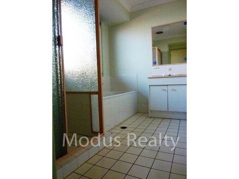 60 Cane Street, Redland Bay QLD 4165