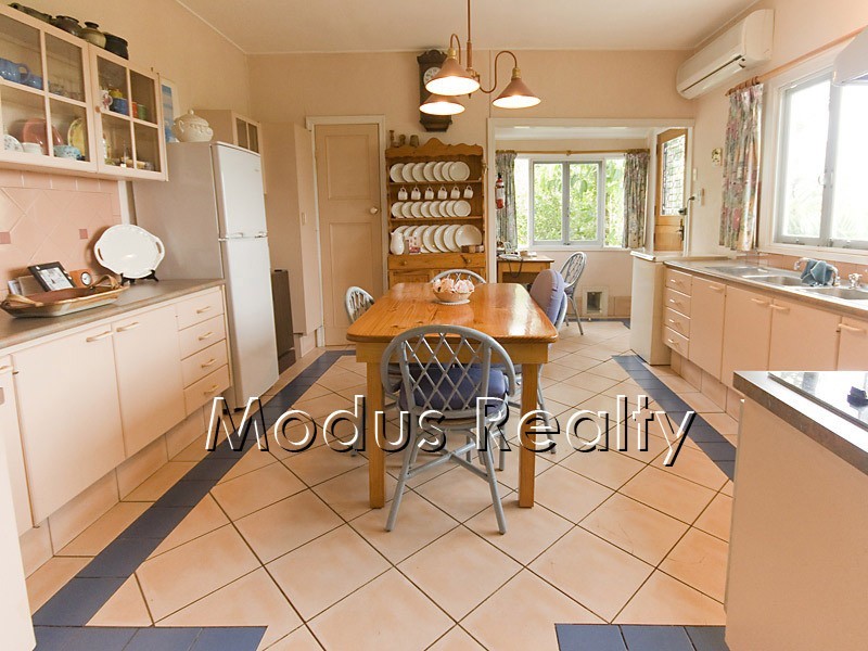 51 & 51A Dennis Road, Springwood QLD 4127