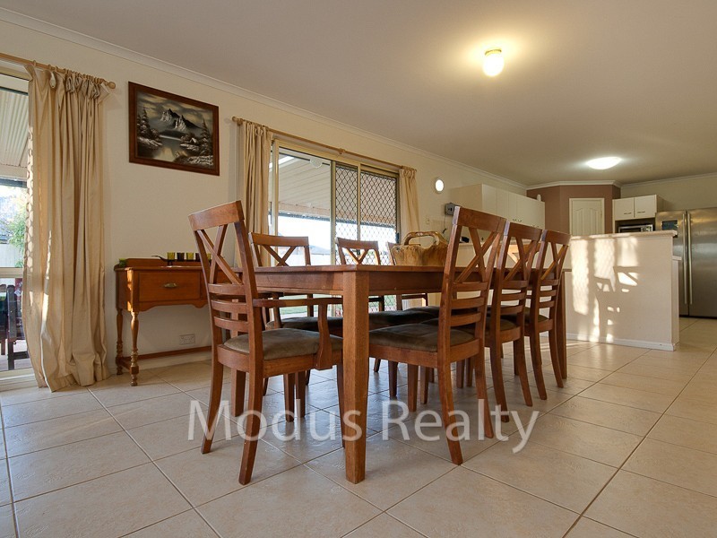4 Kimbolton Drive, Redland Bay QLD 4165