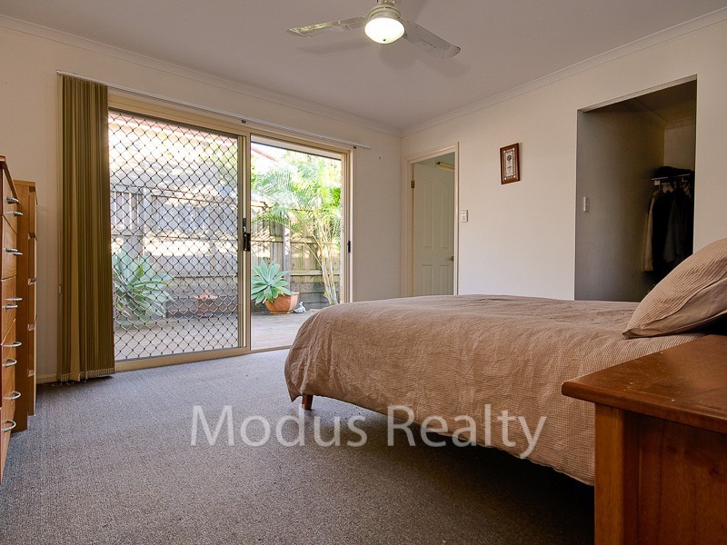 4 Kimbolton Drive, Redland Bay QLD 4165