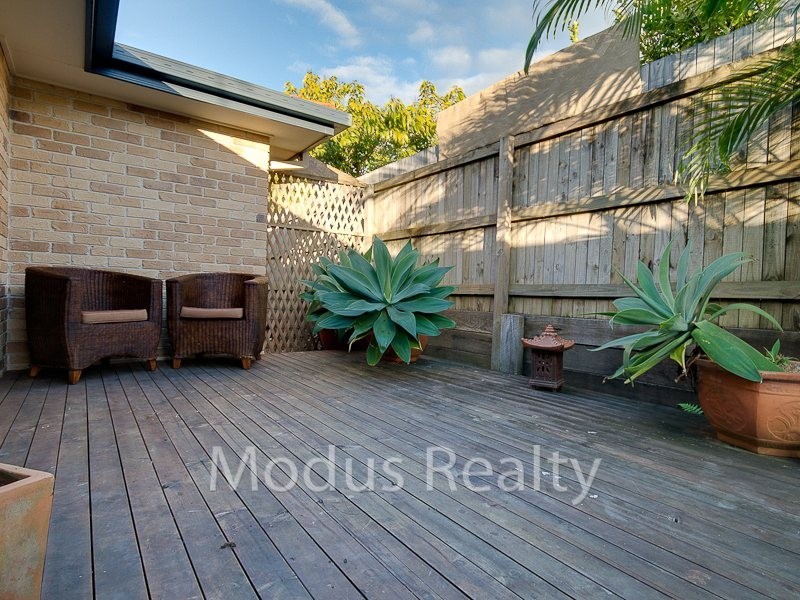 4 Kimbolton Drive, Redland Bay QLD 4165